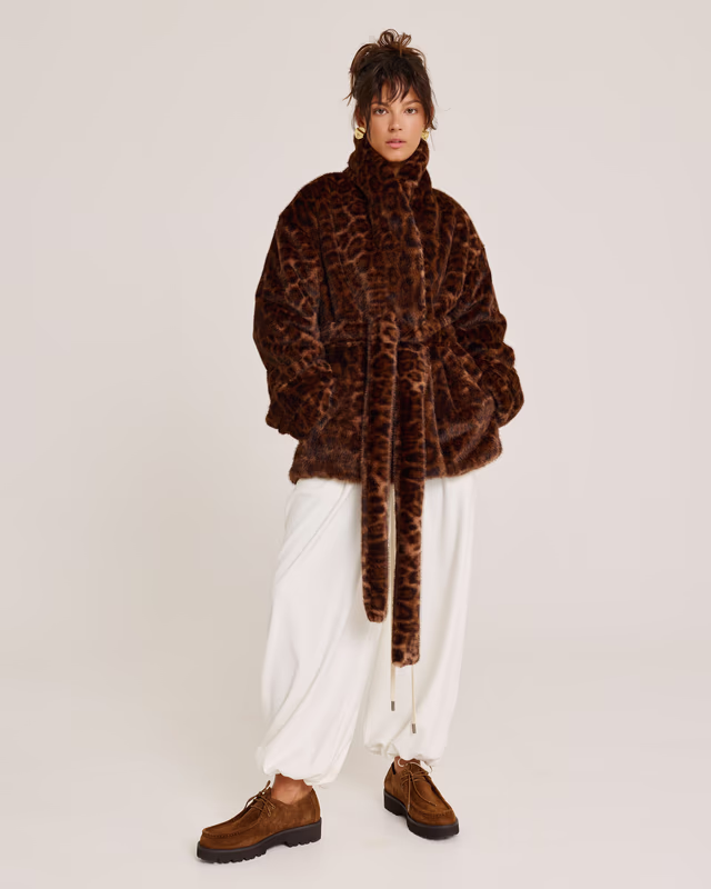 Пальто меховое ANMUSE