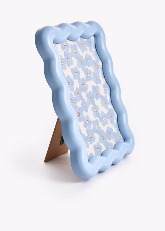 Фигурная рамка для фото из дерева SELA.HOME