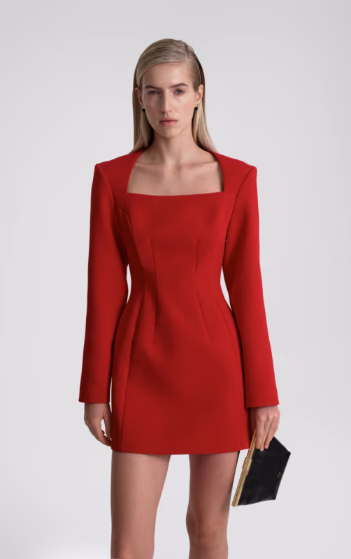 Приталенное платье мини 1811