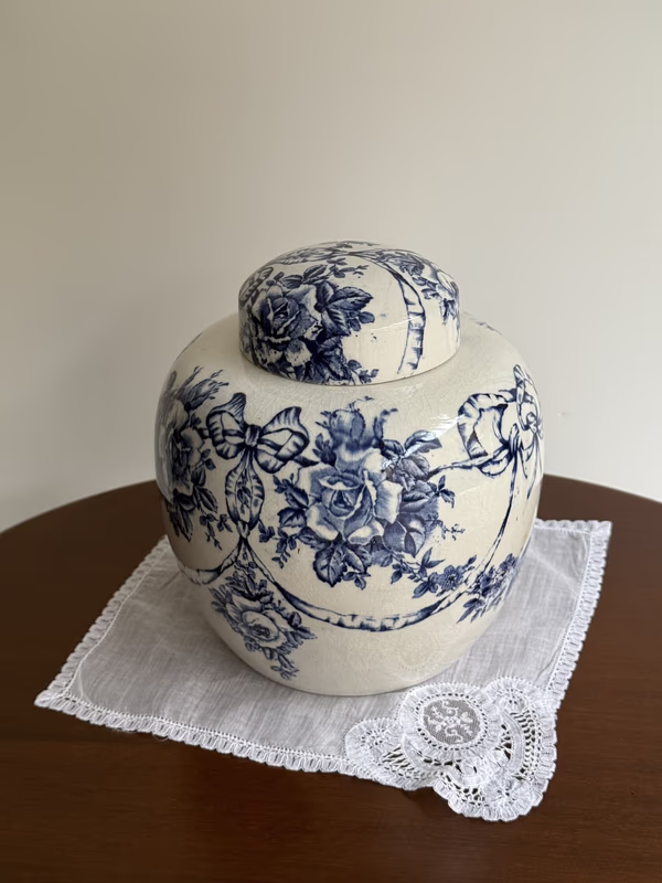 Ваза НЕЗАБЫВАЕМО