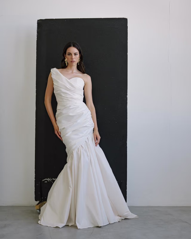 Платье из тафты с асимметричным вырезом ANASTASIYA BOKSHA